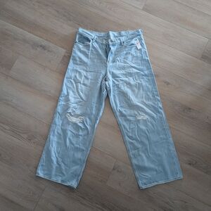 Women's Light Blue Jeans